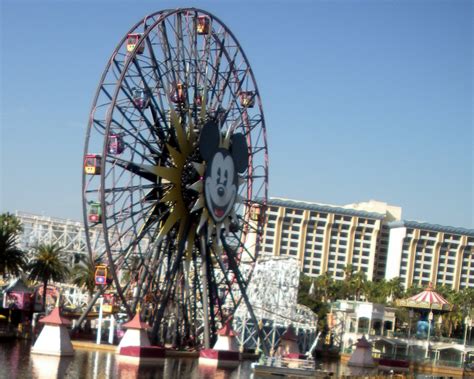 Usa Picture Information Mickeys Fun Wheel On Paradise Pier At Disney