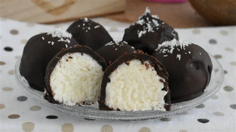 Boules La Noix De Coco Et Au Chocolat Recette Sans Cuisson Rapide