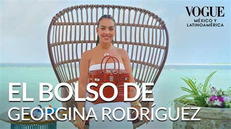 Ver Georgina Rodr Guez Muestra Todo Lo Que Trae En Su Bolso Todo