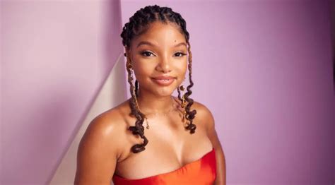 Halle Bailey Feliz De Ser La Sirenita