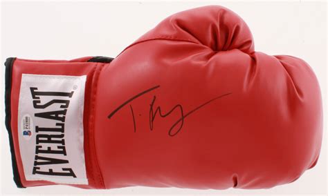 Tyson Fury Signed Everlast Boxing Glove Beckett Coa Pristine Auction