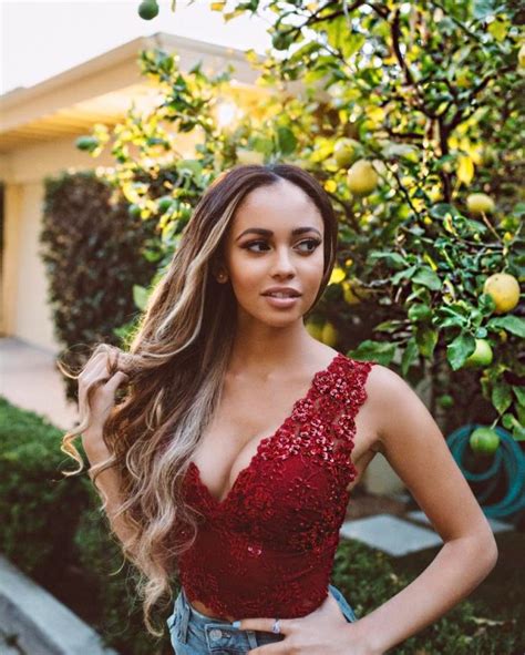 Vanessa Morgan Hot And Sexy 21 Photos The Fappening