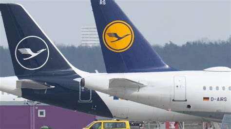 Flugbegleiter nehmen Tarifabschluss für Lufthansa Kabine an Sunshine