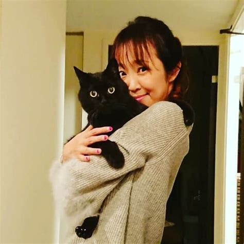 伊勢みずほさんのインスタグラム写真 伊勢みずほinstagram「my Love 💘💘💘 🐈 猫 メルシー ありがとう 家族