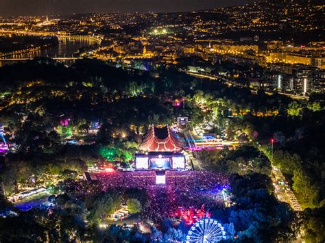 Sziget Festival 2024 Nella Lineup Anche Gli Italiani Liberato E Fi