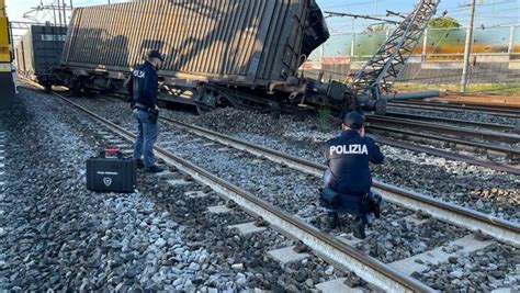 Treni Disagi Dopo Deragliamento A Firenze