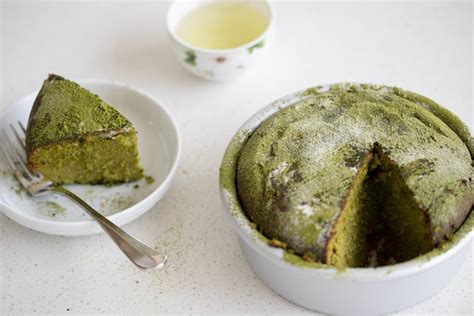 Low Carb Gluten Free Matcha Cake WellForHer