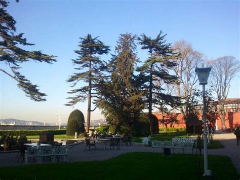 The Beylerbeyi Palace Garden | Istanbul, Sidewalk, Lamp post