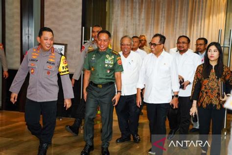 Polri Kerahkan 70 Ribu Personel Dalam Operasi Lilin 2023 ANTARA News