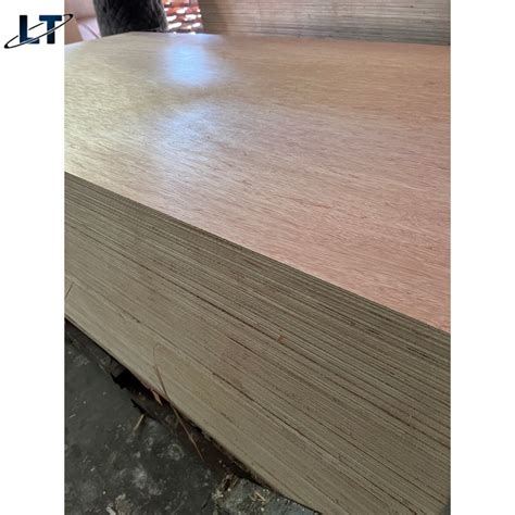 4mm Triplay Red Natural Veneered Bintangor Okoume Plywood Sheet Board