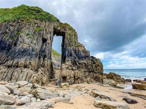 A Guide To Church Doors Cove Skrinkle Haven Pembrokeshire Beavers