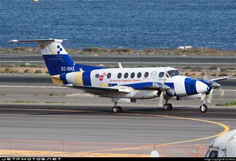 EC GHZ Beechcraft B200 Super King Air Urgemer Canarias Jid Webb