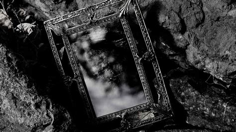 scrying mirror dangers     safe subconscious servant