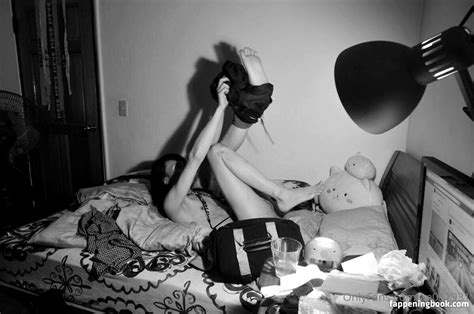 Aa052931 Nude OnlyFans Leaks Fappening FappeningBook