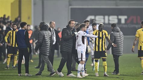 Trabzonspor maçında sahadan çekilmişti PFDK den İstanbulspor a 3 puan