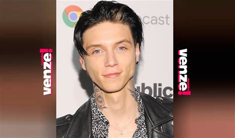 Andy Biersack Edad Patrimonio Neto Esposa Hijos Bio Wiki Peso Venze