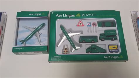 Daron Airport Playset Aer Lingus Airplane Collection Playset Toy Car