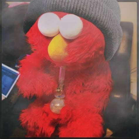 Elmo Smoking Crack