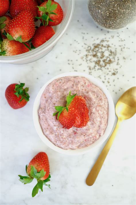 Strawberry Chia Pudding Just Three Ingredients Whitney E Rd