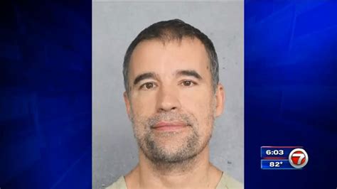 Lyft Driver Arrested For Trying To Sexually Assault Passenger Wsvn 7news Miami News Weather