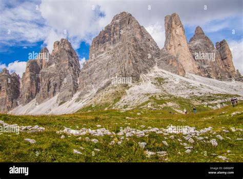 Tre Cime Di Lavaredo Aka Drei Zinnen Naturpark Nature Park In The