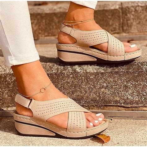 Arch Support Sandals Women Wild Retro Thick Sole Hollow Summer Sandals Reinsho