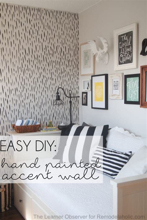 Easy Diy Hand Painted Brushstroke Accent Wall Remodelaholic