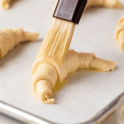 Basic Egg Wash - Baked By An Introvert