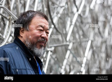 Chinese Artist Ai Weiwei Fotografías E Imágenes De Alta Resolución Alamy