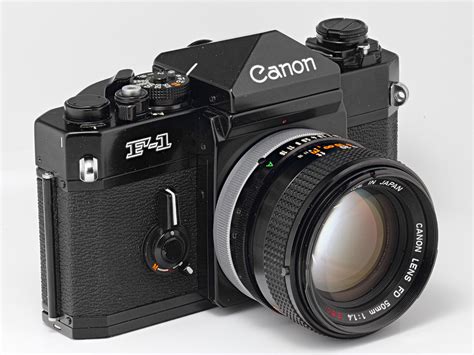 Canon F 1 With 50mm F14 Fd Ssc Lens Canon F 1 Came Flickr