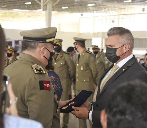 Julian Lemos Homenageado A Mais Alta Comenda Da Pol Cia Militar