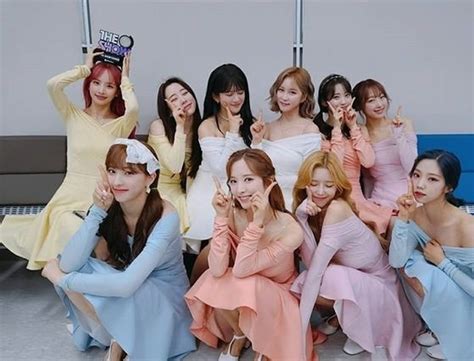 우주소녀 버터플라이 컴백 후 첫 1위 인증샷 함께 오래 날아올라요 네이트 연예