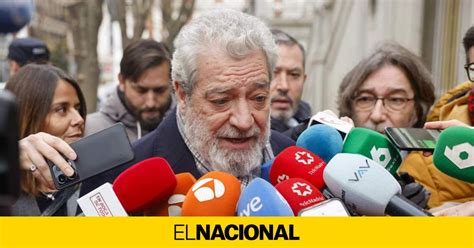 Dos missatges qüestionen la versió de Miguel Ángel Rodríguez sobre l