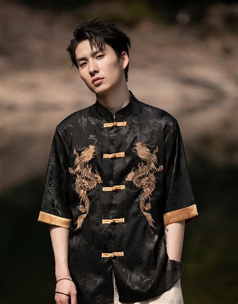 Exquisite Mens Traditional Tang Suit Embroidered Chinese Style Shirt