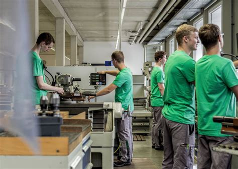 Willkommen am REHAU Standort Feuchtwangen | REHAU