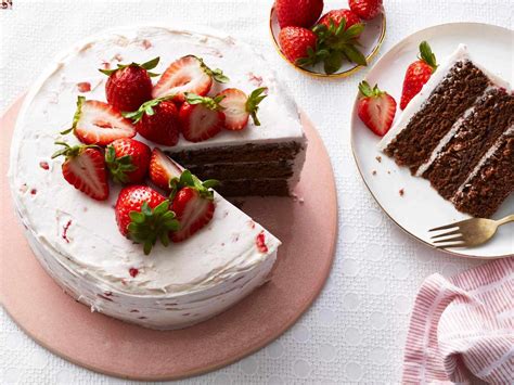 Chocolate Strawberry Cake Recipe