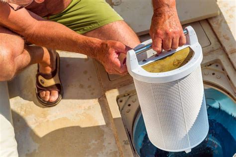 Skimmer De Piscine Quoi Sert Un Skimmer Et Comment Fonctionne T Il