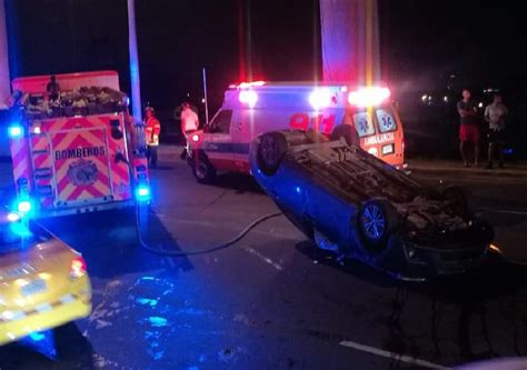 Choque y vuelco en la Avenida Domingo Díaz En Segundos Panama