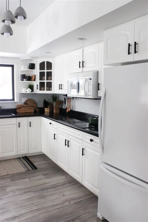 Our Weekend Renovation: A New Modern Kitchen | Kitchen remodel countertops, Interior design ...