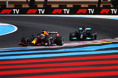 Formu A Max Verstappen Zn W Utar Nosa Lewisowi Hamiltonowi I Wygra