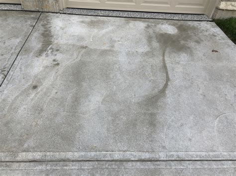 Acid Wash Stained A Concrete Driveway Stainssurfaces Pressure Washing Resource