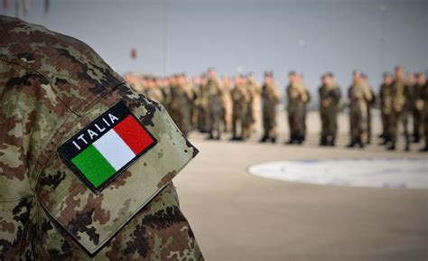 In Italia Cresce Solo La Spesa Militare Altri Decreti Portano Al