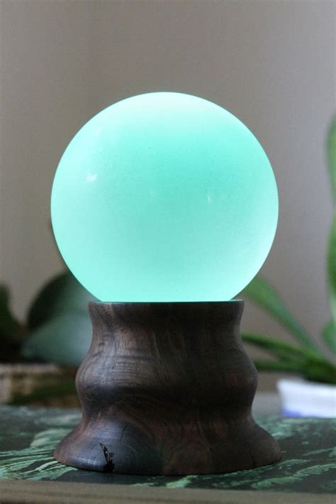 Color Changing Crystal Ball Lamp