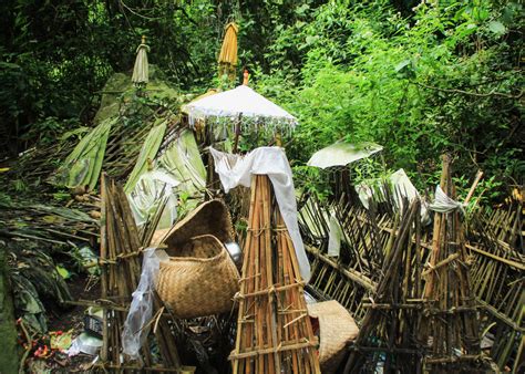 Trunyan Village A Guide To Bali S Skull Island Honeycombers Bali