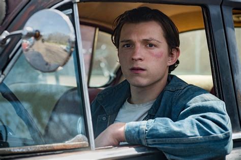 Fans Flock To Tom Holland As Arvin Russell In Netflixs The Devil All