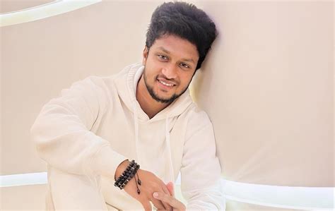 Mani Chandra A Rising Star Of Tamil Television And Choreography