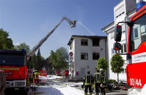 Fotostrecke Kreis Reutlingen Schwerer Brand In Metzingen Zwei Tote