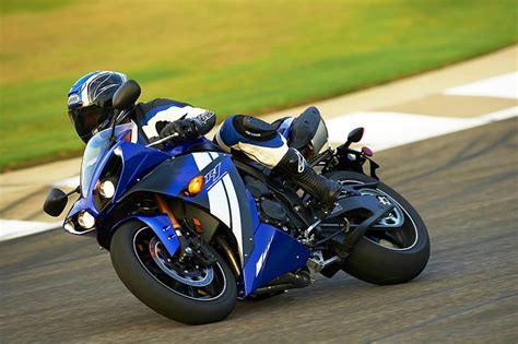 Hd Wallpaper Race Racing Yamaha Yzf R Wallpaper Flare