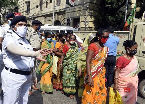 Kolkata Bjp Protests Against Inflated Electricity Bills Gallery Social News Xyz