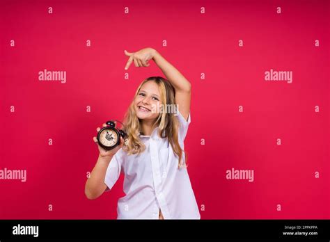 Niña 13 14 Anos Fotografías E Imágenes De Alta Resolución Alamy